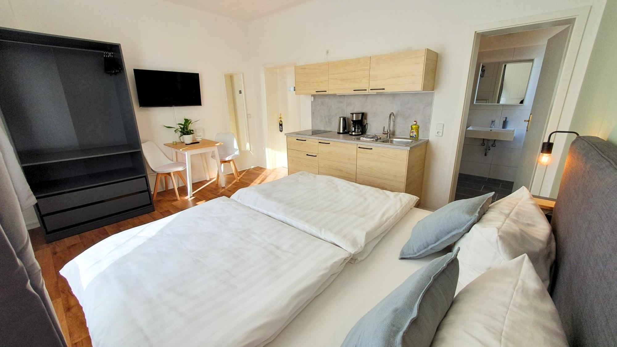 Good Stay Aparthotel Mit Kostenlosen Parkplaetzen Дрезден Экстерьер фото