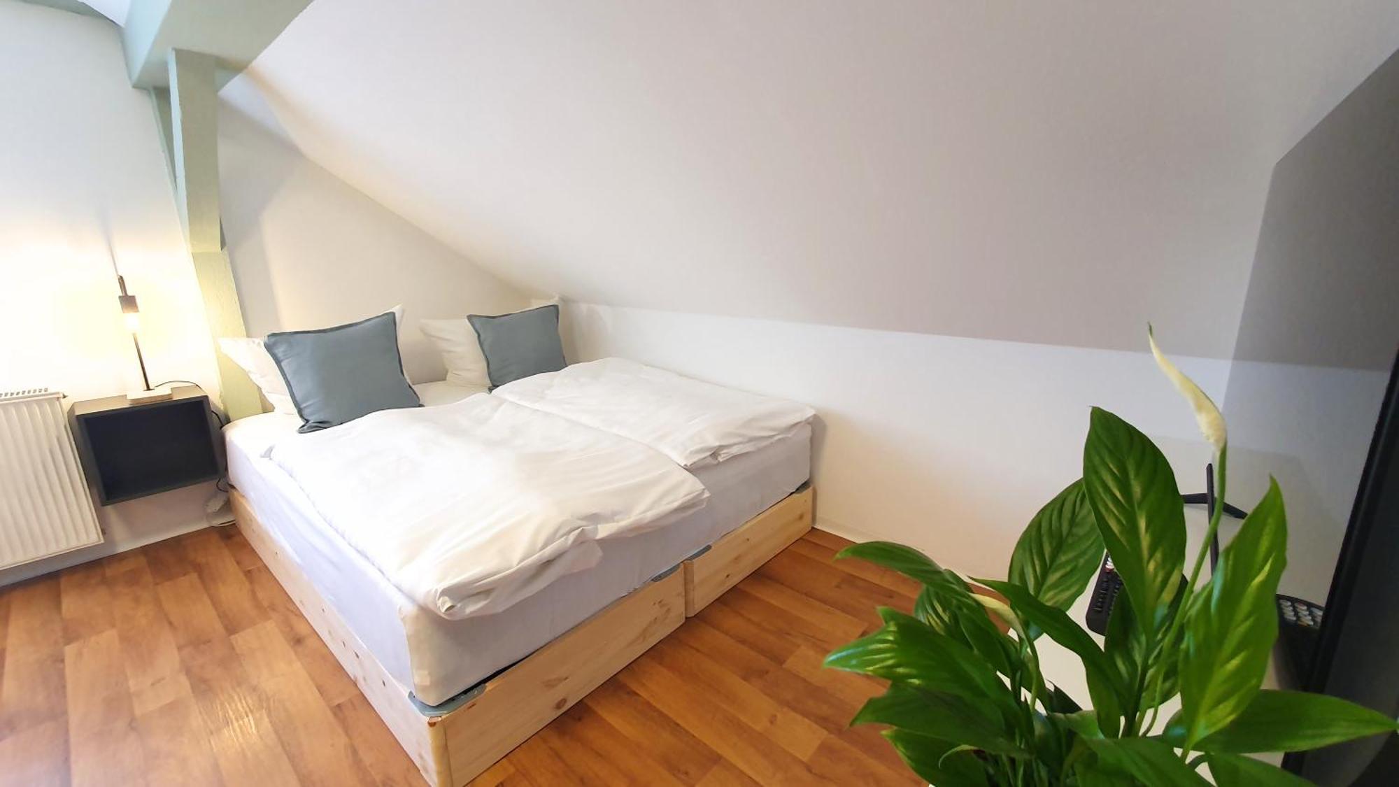 Good Stay Aparthotel Mit Kostenlosen Parkplaetzen Дрезден Экстерьер фото